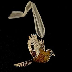 Cardinal sand  “ornament”